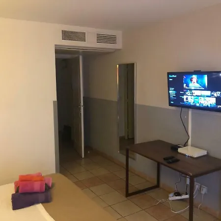 Daire Cute Studio In The With Swimming Pool *